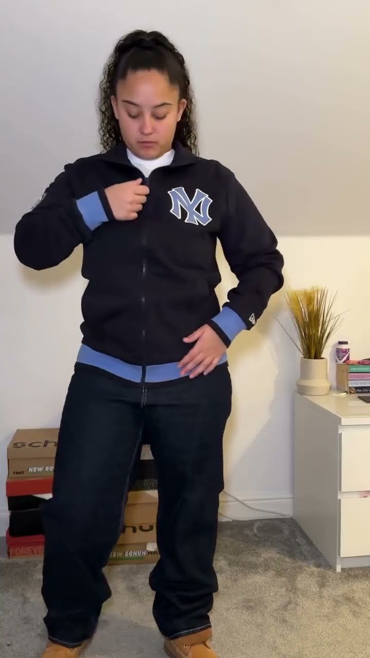 更是一次足 更是一次足