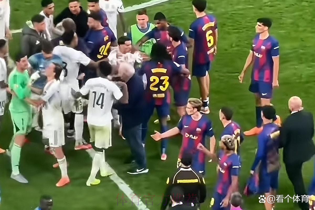 皇马官方:明天召开紧急会议 讨论巴萨裁判门事件 皇马官方:明天召开紧急会议 讨论巴萨裁判门事件